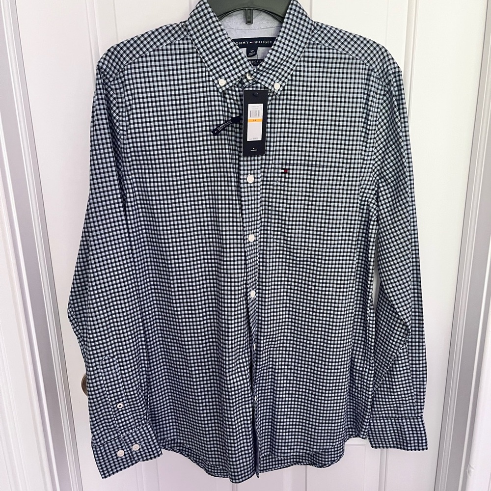Tommy Hilfiger Light Blue Black and White Classic fit Men’s Shirt NWT